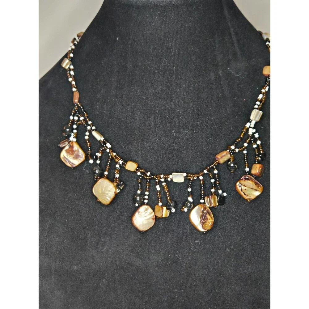 Seed Bead and Shell Necklace Button Clasp - Picture 2 of 6